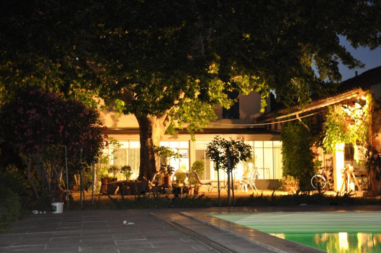 La Ferme De Tonton Jules 2 Entraigues-sur-la-Sorgue Exterior foto