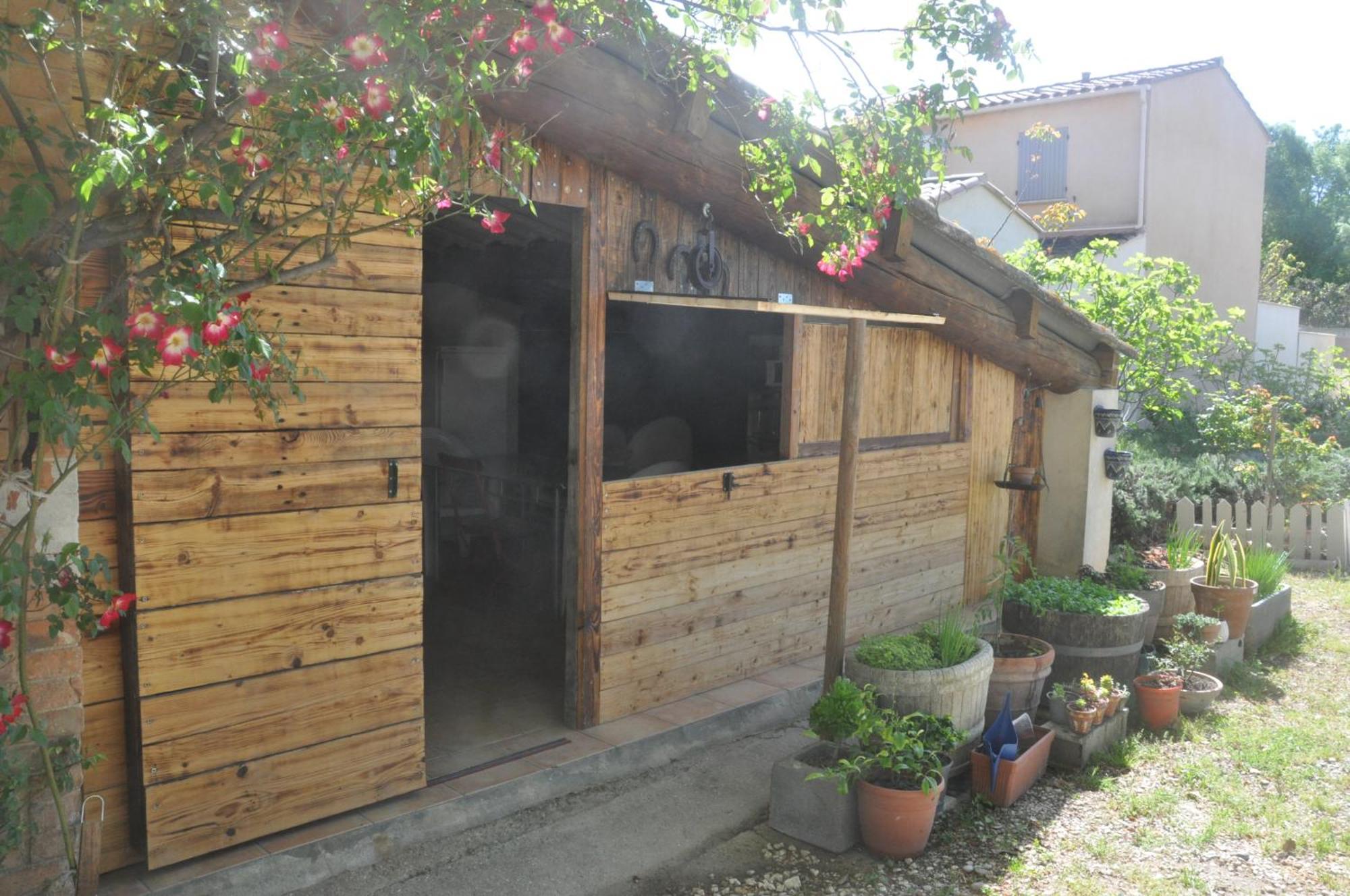 La Ferme De Tonton Jules 2 Entraigues-sur-la-Sorgue Exterior foto